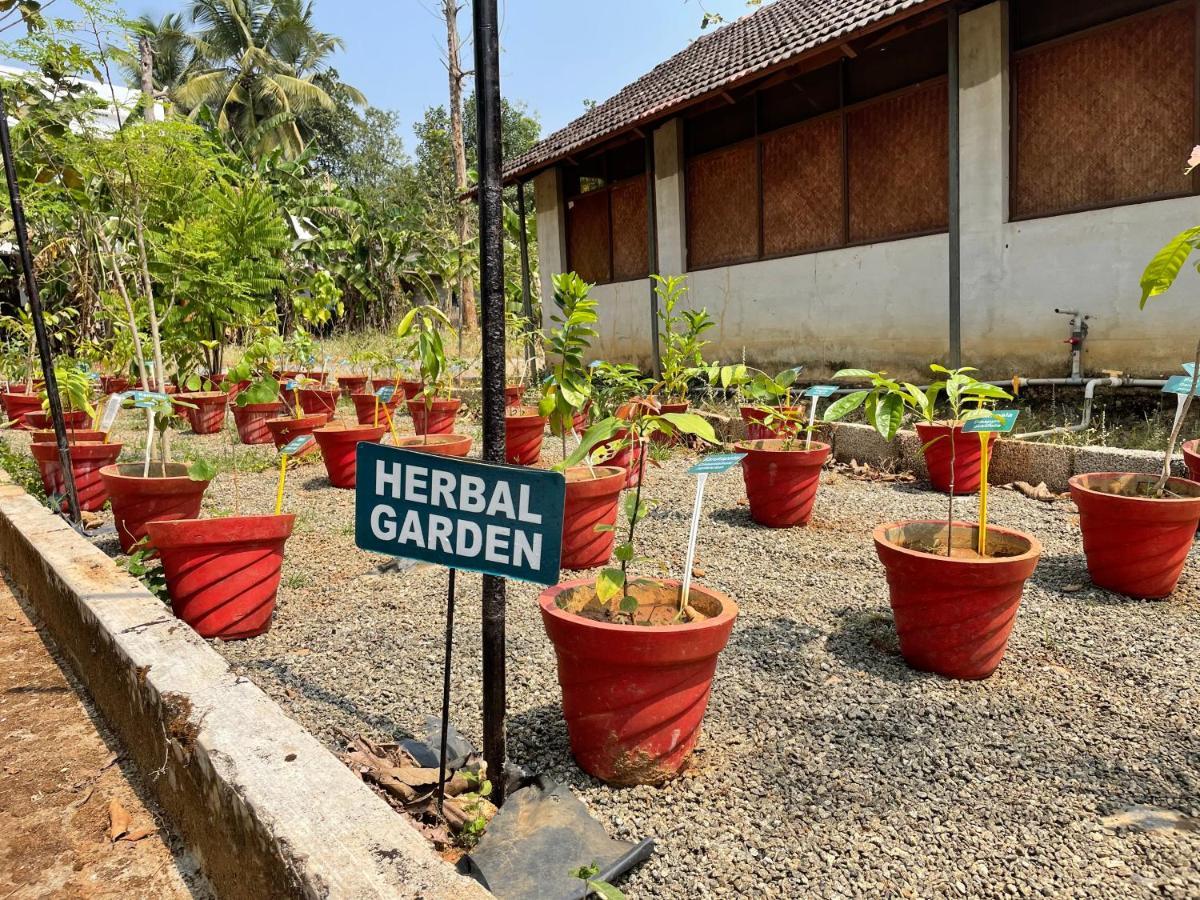 Ayuryogashram Heritage Thrissur Екстериор снимка