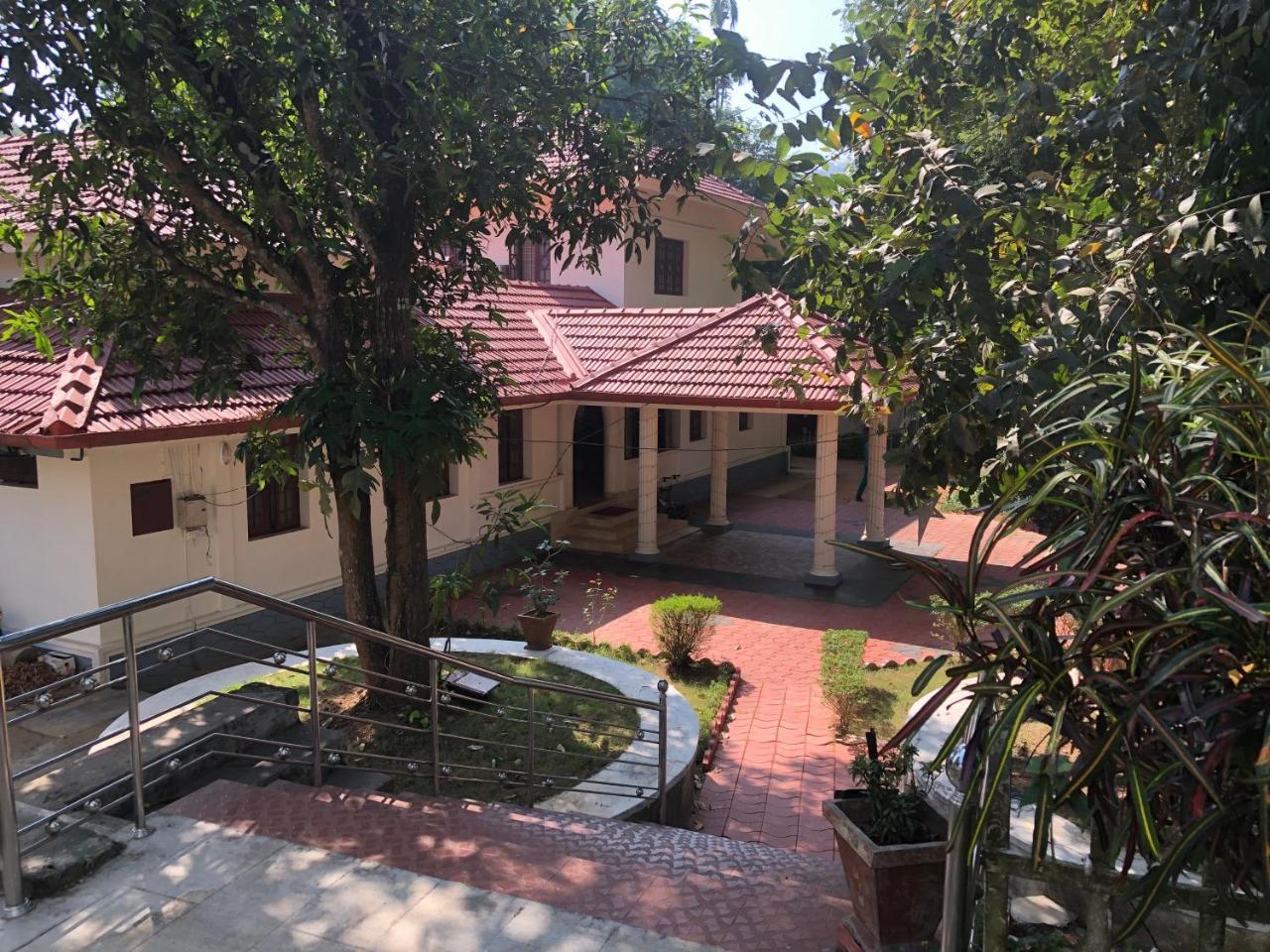 Ayuryogashram Heritage Thrissur Екстериор снимка